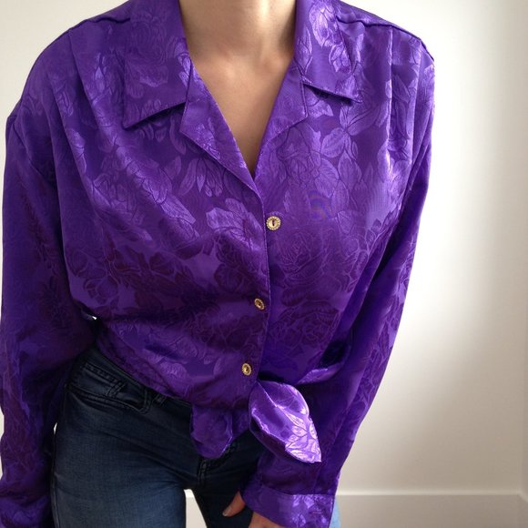 H.E.R - Beautiful Silky Purple Oversized Blouse - Picture 2 of 13